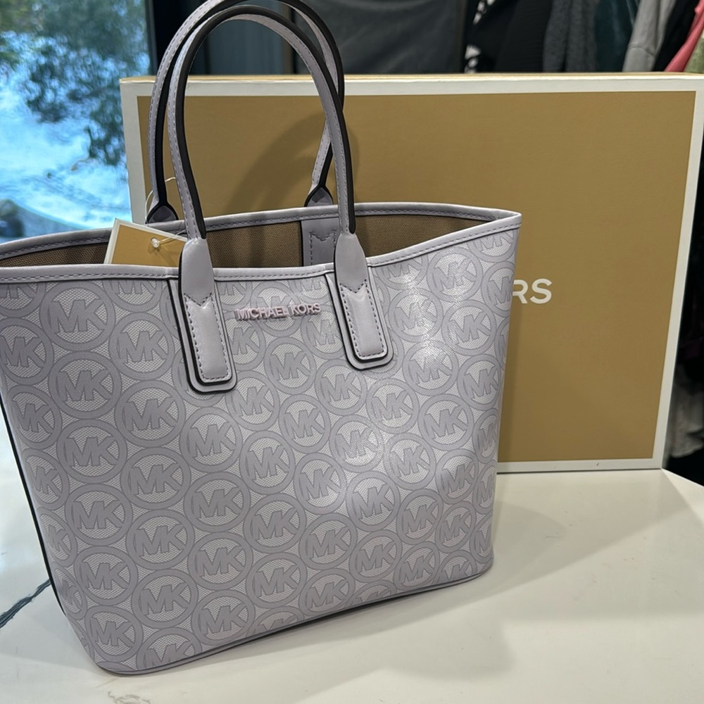 Michael Kors Lavender Jodie bag